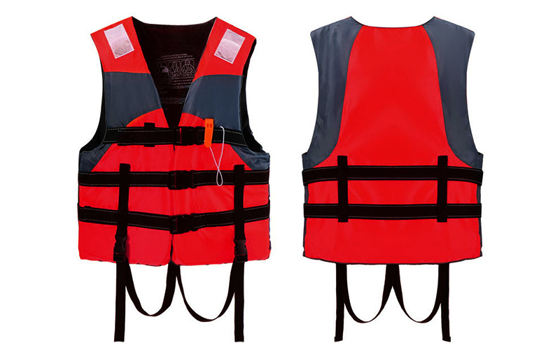 Спасательный жилет